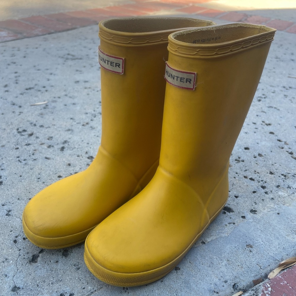Hunter Classic Rain Boots Kids 10 Yellow Rubber Winter Storm